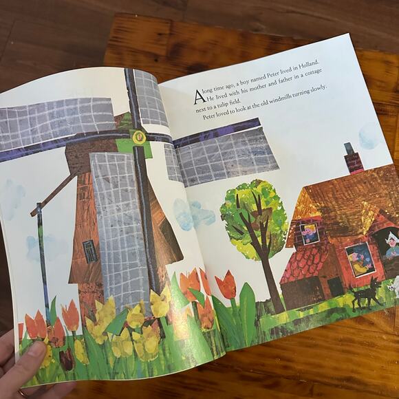 Vintage 1993 Eric Carle The Hole In The Dike Paperback Book - Picture 4 of 9